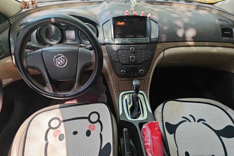 Used Buick Regal 2012 2.0L Comfort Edition Center Console