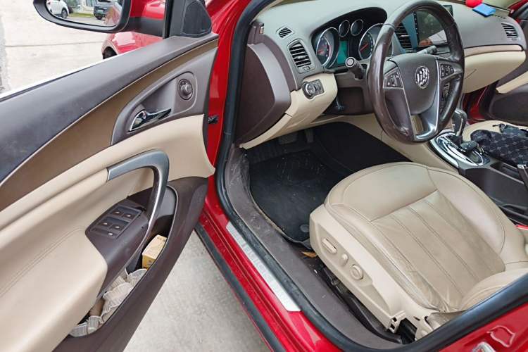 Used Buick Regal 2012 2.0L Luxury Edition Driver Seat