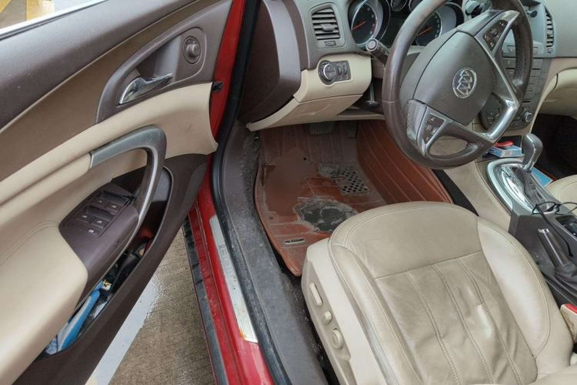 Used Buick Regal 2012 2.0L Luxury Edition Driver Seat