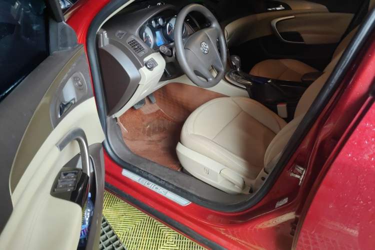 Used Buick Regal 2012 2.0L Comfort Edition Driver Seat