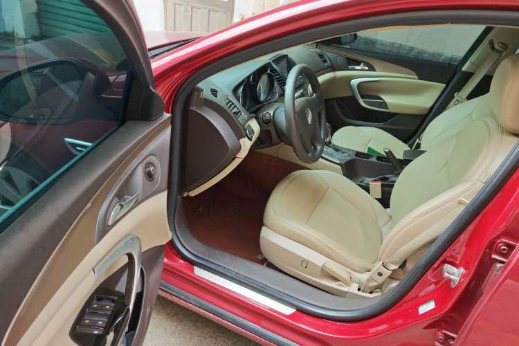Used Buick Regal 2012 2.0L Comfort Edition Driver Seat