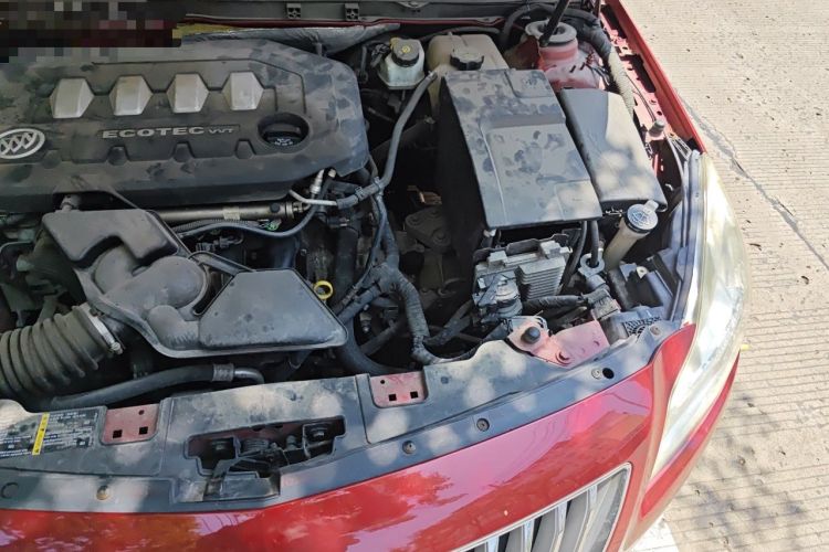 Used Buick Regal 2012 2.0L Comfort Edition Engine Bay Left