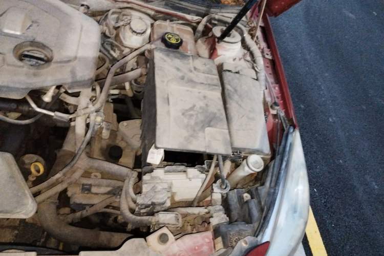 Used Buick Regal 2012 2.0L Luxury Edition Engine Bay Left