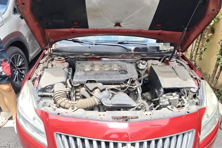 Used Buick Regal 2012 2.0L Comfort Edition Engine Bay