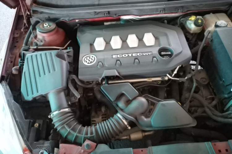 Used Buick Regal 2012 2.0L Luxury Edition Engine Bay Right