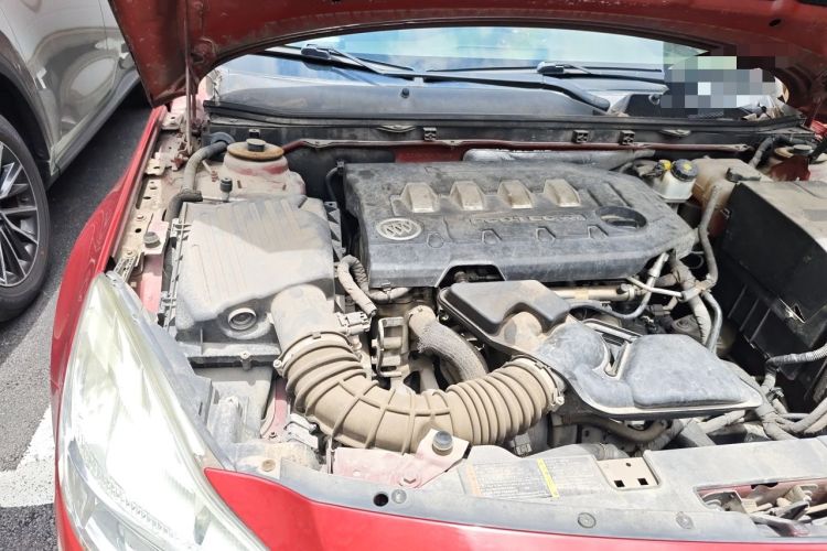 Used Buick Regal 2012 2.0L Comfort Edition Engine Bay Right