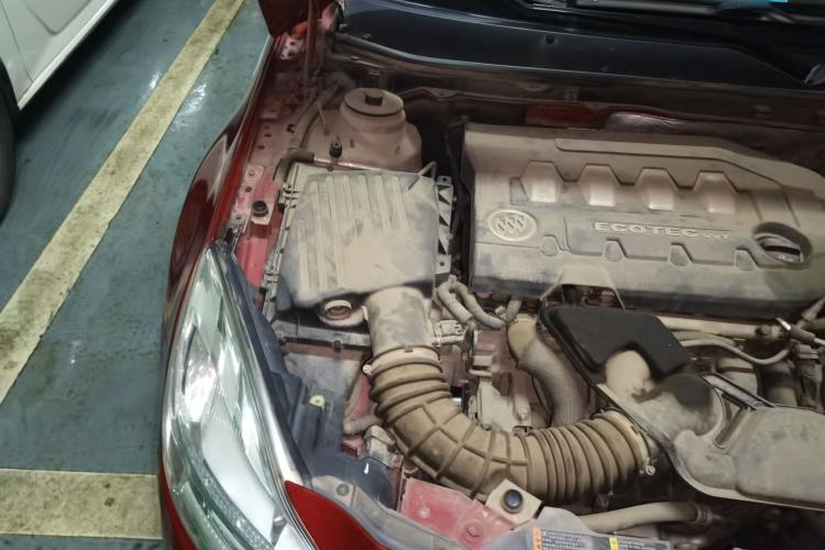 Used Buick Regal 2012 2.0L Luxury Edition Engine Bay Right