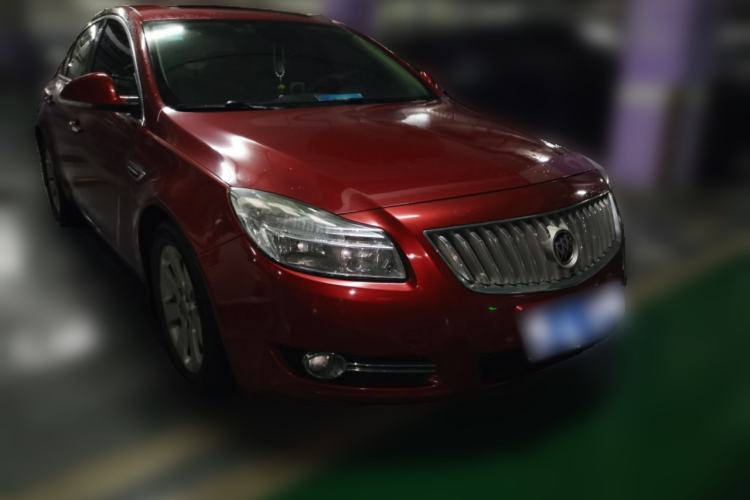 Used Buick Regal 2012 2.0L Luxury Edition Front Right 45 Deg