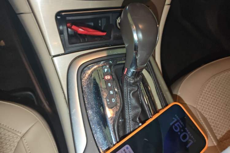 Used Buick Regal 2012 2.0L Comfort Edition Gear Lever