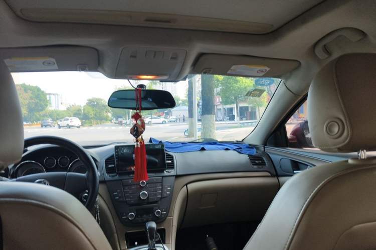Used Buick Regal 2012 2.0L Comfort Edition Headliner