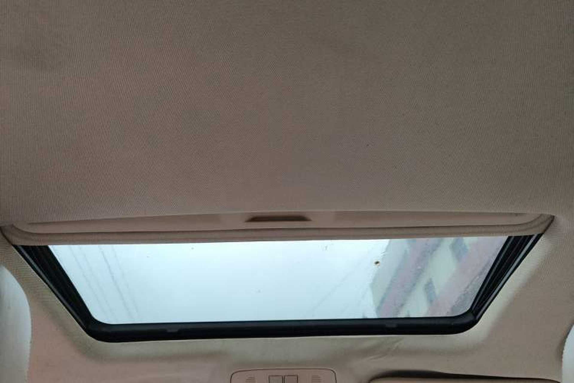 Used Buick Regal 2012 2.0L Luxury Edition Headliner