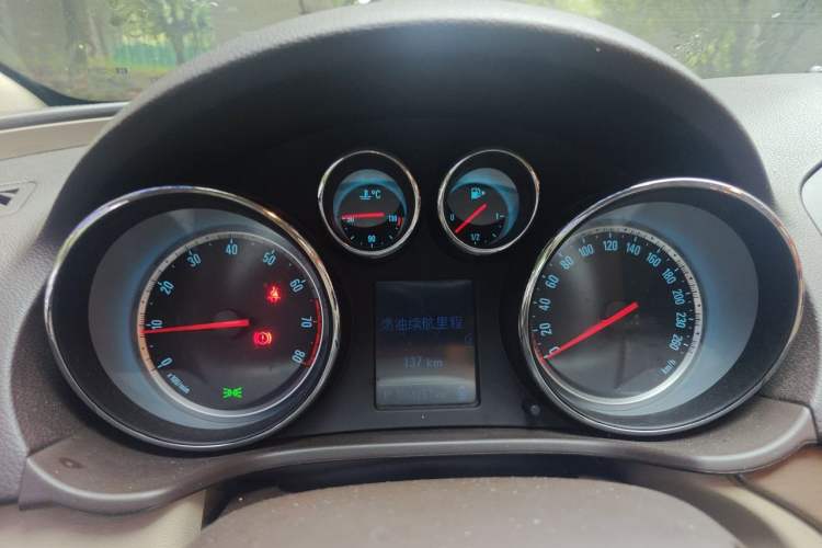 Used Buick Regal 2012 2.0L Comfort Edition Instrument Cluster