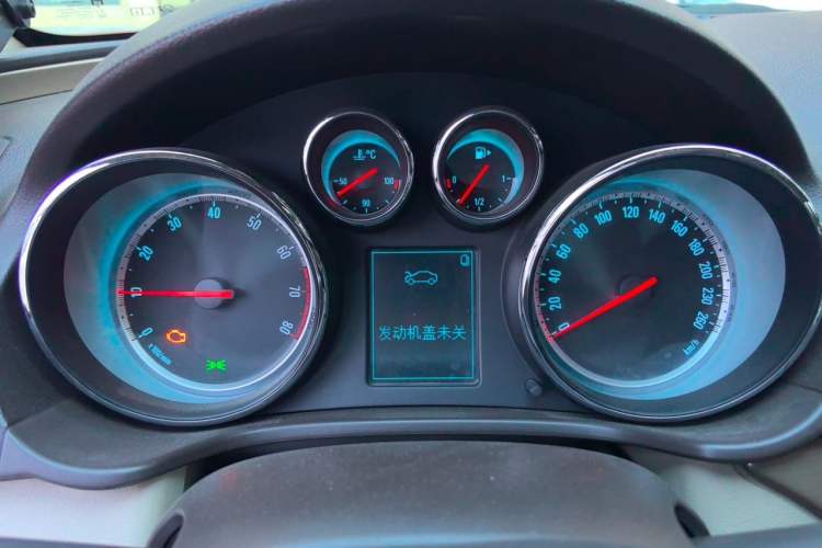 Used Buick Regal 2012 2.0L Luxury Edition Instrument Cluster