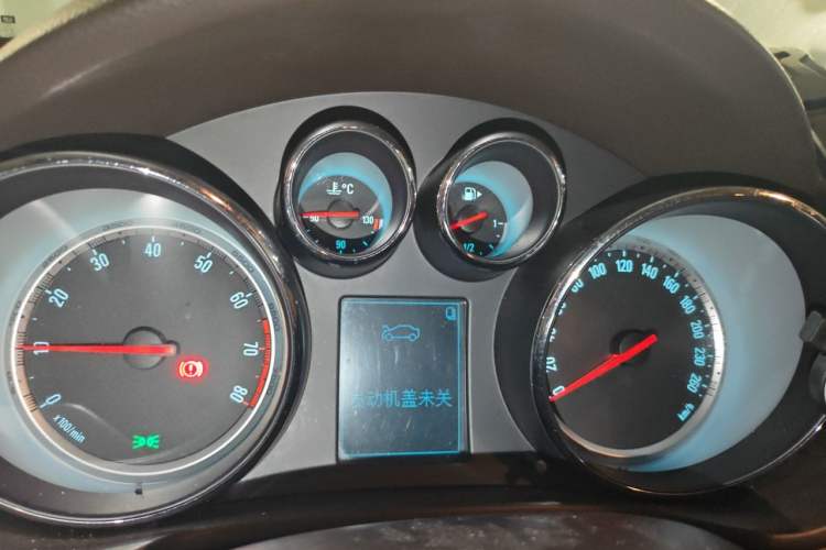 Used Buick Regal 2012 2.0L Comfort Edition Instrument Cluster