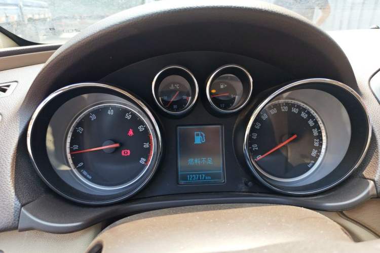 Used Buick Regal 2012 2.0L Comfort Edition Instrument Cluster