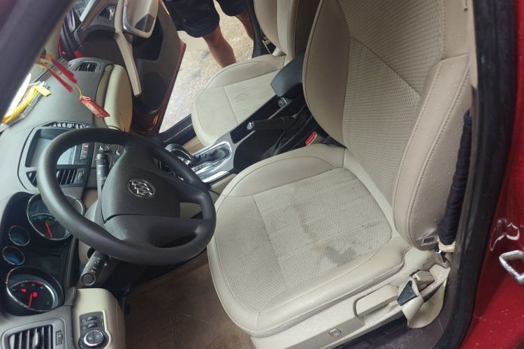 Used Buick Regal 2012 2.0L Comfort Edition Left Front Seat
