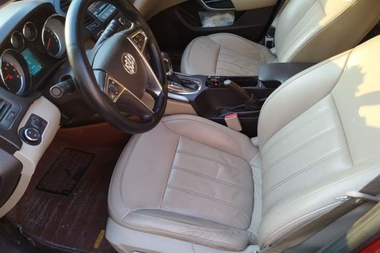 Used Buick Regal 2012 2.0L Luxury Edition Left Front Seat