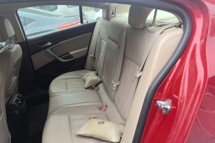 Used Buick Regal 2012 2.0L Luxury Edition Left Rear Seat