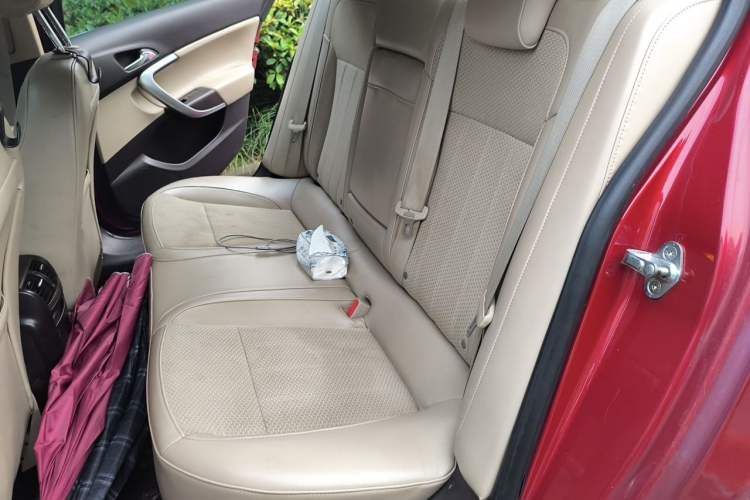 Used Buick Regal 2012 2.0L Comfort Edition Left Rear Seat