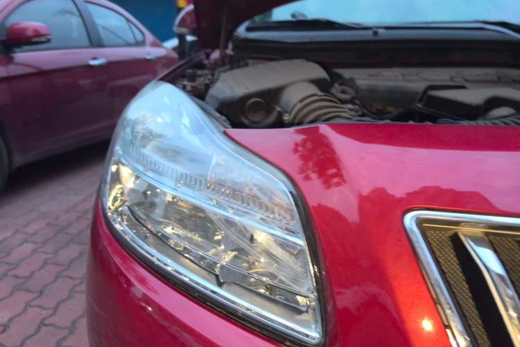 Used Buick Regal 2012 2.0L Luxury Edition Right Front Headlight