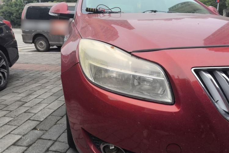 Used Buick Regal 2012 2.0L Luxury Edition Right Front Headlight