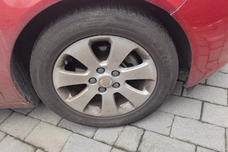 Used Buick Regal 2012 2.0L Luxury Edition Right Front Wheel Hub