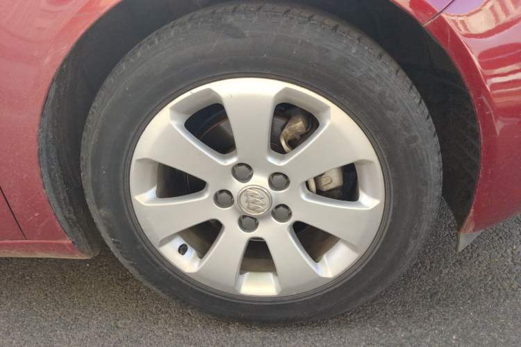 Used Buick Regal 2012 2.0L Comfort Edition Right Front Wheel Hub