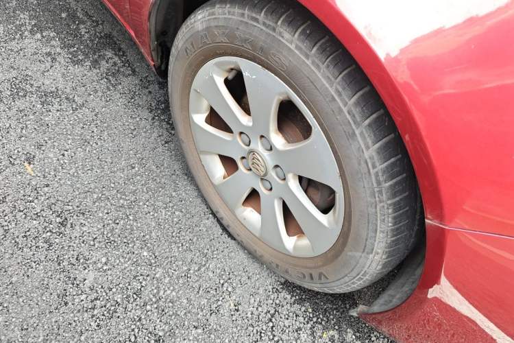 Used Buick Regal 2012 2.0L Comfort Edition Right Front Wheel Hub