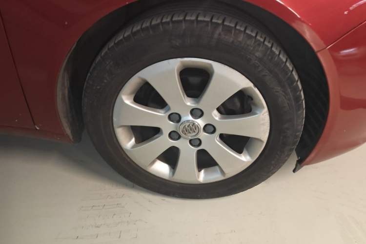 Used Buick Regal 2012 2.0L Comfort Edition Right Front Wheel Hub