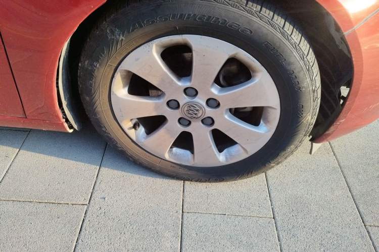 Used Buick Regal 2012 2.0L Luxury Edition Right Front Wheel Hub