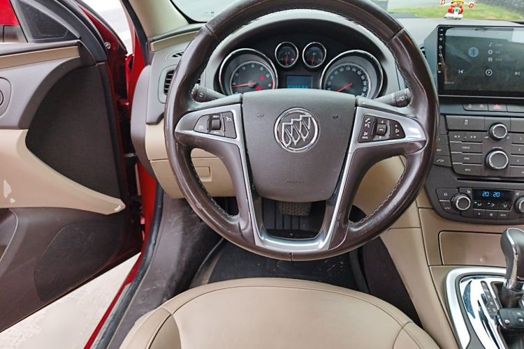 Used Buick Regal 2012 2.0L Luxury Edition Steering Wheel