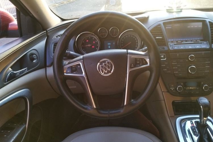 Used Buick Regal 2012 2.0L Luxury Edition Steering Wheel