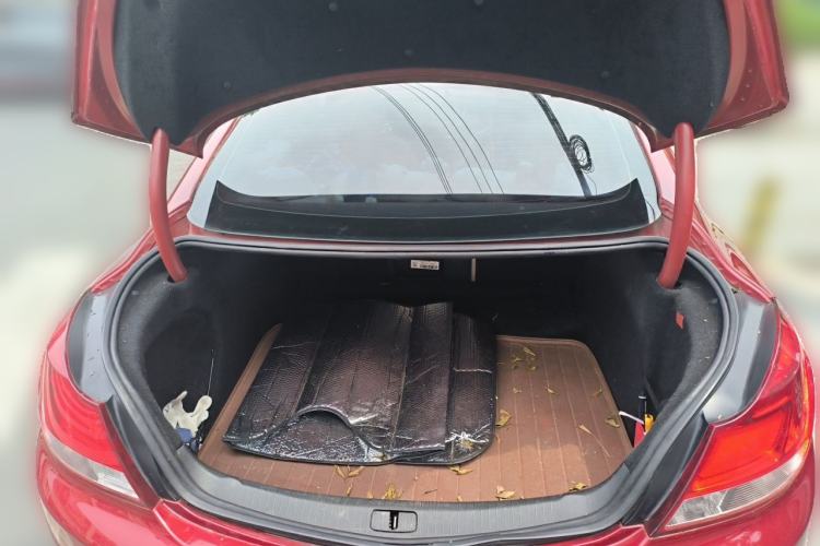 Used Buick Regal 2012 2.0L Comfort Edition Trunk