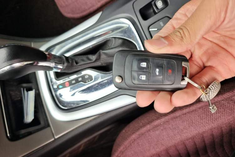 Used Buick Regal 2012 2.0T Luxury Sport Edition Vehicle Key
