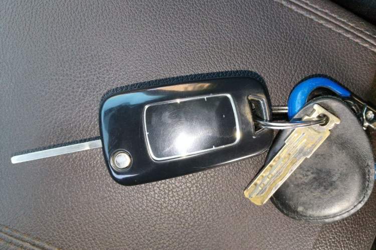 Used Buick Regal 2012 2.0L Comfort Edition Vehicle Key