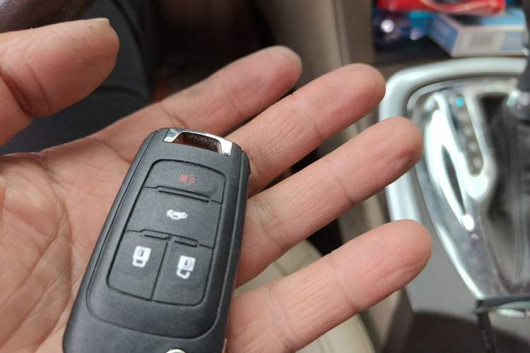 Used Buick Regal 2012 2.0L Luxury Edition Vehicle Key