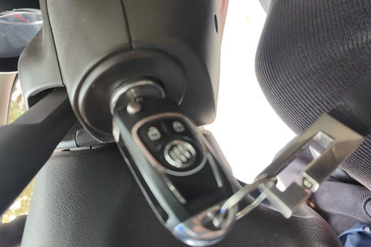 Used Buick Regal 2012 2.0L Comfort Edition Vehicle Key