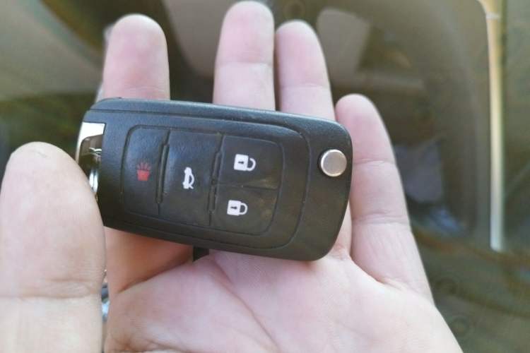Used Buick Regal 2012 2.0L Luxury Edition Vehicle Key