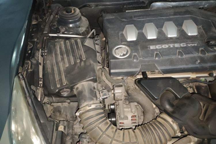 Used Buick Regal 2012 2.0L Luxury Edition Engine Bay Right