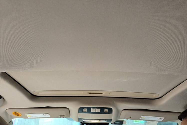 Used Buick Regal 2012 2.4L SIDI Elite Edition Headliner
