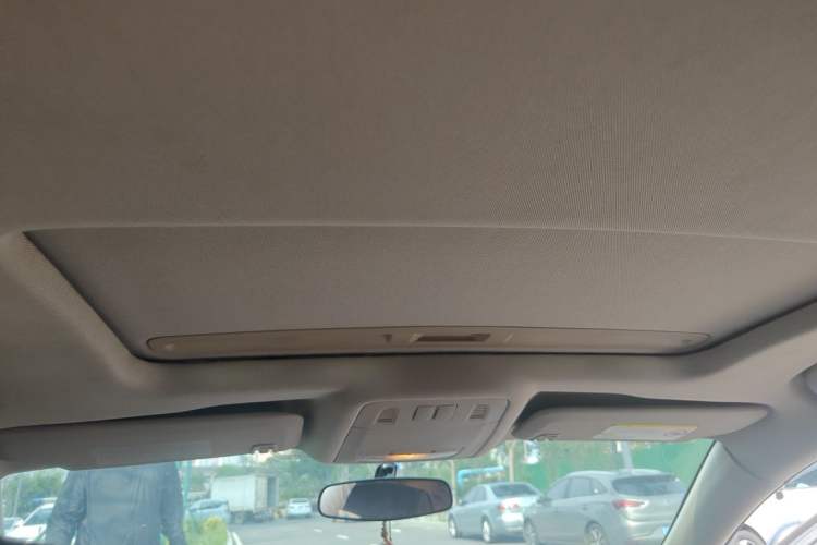 Used Buick Regal 2012 2.0L Comfort Edition Headliner
