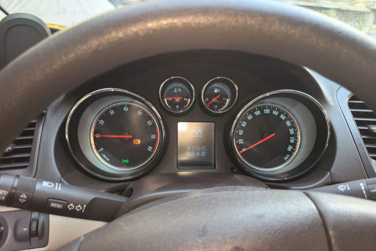 Used Buick Regal 2012 2.0L Comfort Edition Instrument Cluster