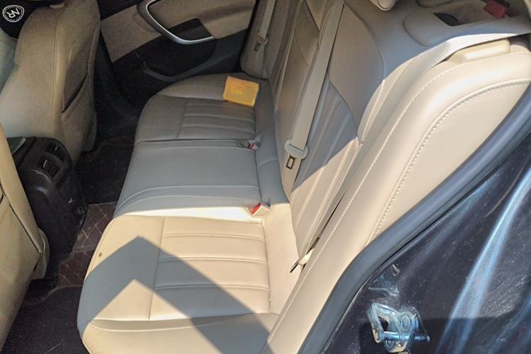Used Buick Regal 2012 2.4L SIDI Elite Edition Left Rear Seat