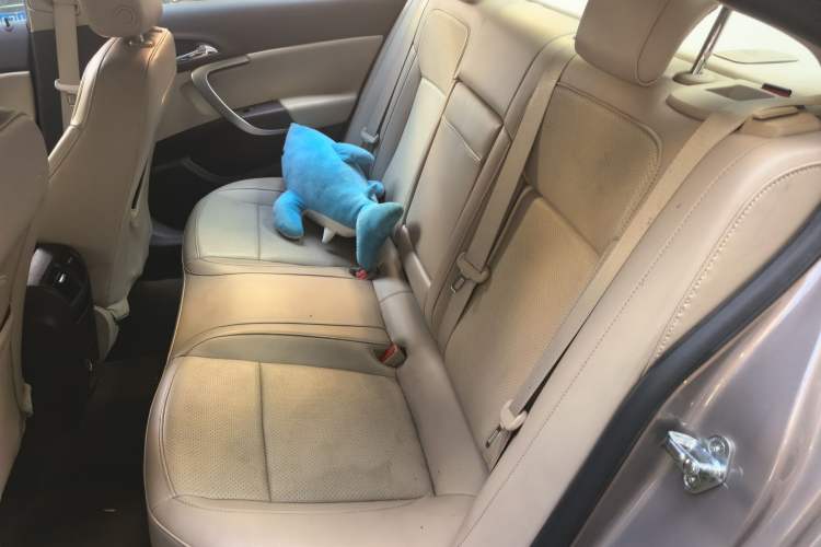 Used Buick Regal 2012 2.0L Comfort Edition Left Rear Seat