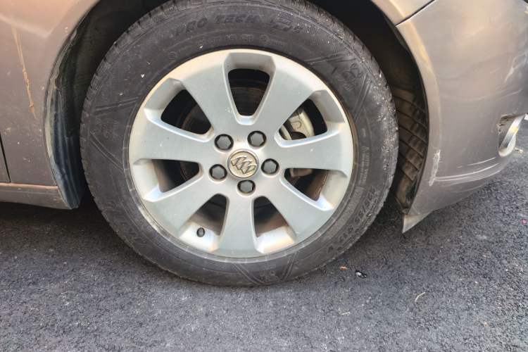 Used Buick Regal 2012 2.0L Comfort Edition Right Front Wheel Hub