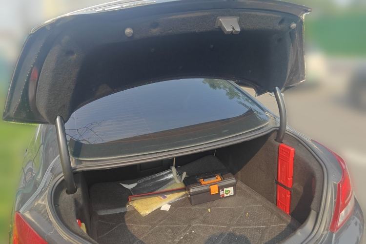 Used Buick Regal 2012 2.0L Comfort Edition Trunk