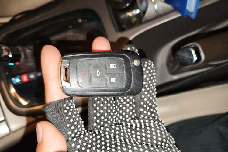 Used Buick Regal 2012 2.0L Luxury Edition Vehicle Key