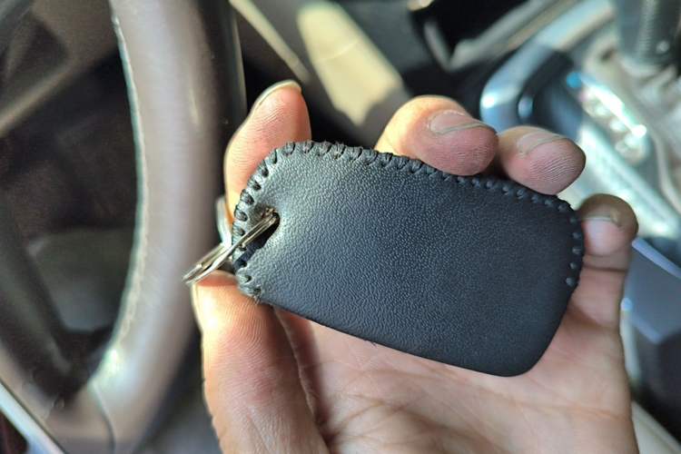Used Buick Regal 2012 2.4L SIDI Elite Edition Vehicle Key
