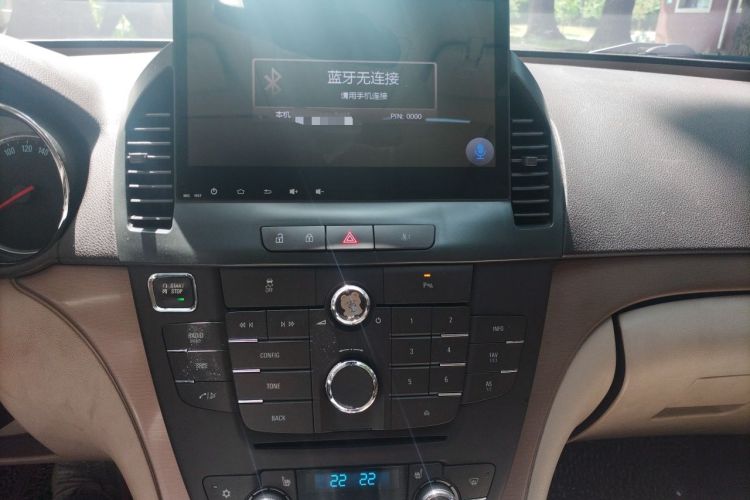 Used Buick Regal 2012 2.0L Comfort Edition Audio And AC Panel