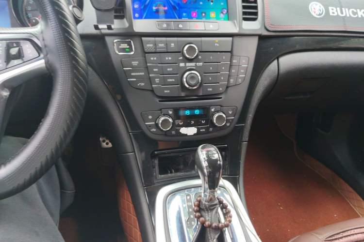 Used Buick Regal 2012 2.0T Luxury Sport Edition Audio And AC Panel